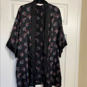 Victoria's Secret Black Floral Robe